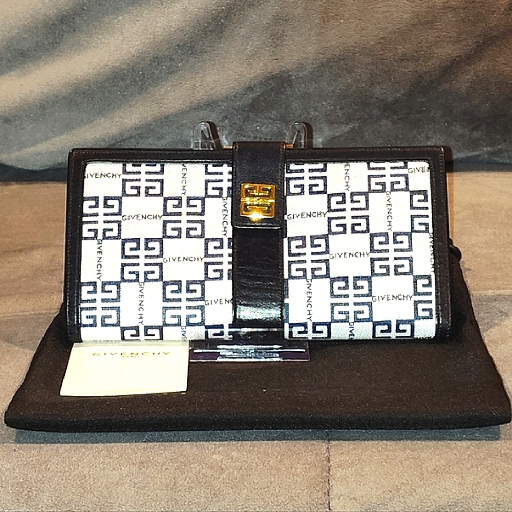 VINTAGE GIVENCHY NAVY BLUE MONOGRAM BI-FOLD SNAP LONG WALLET WITH DUSTBAG